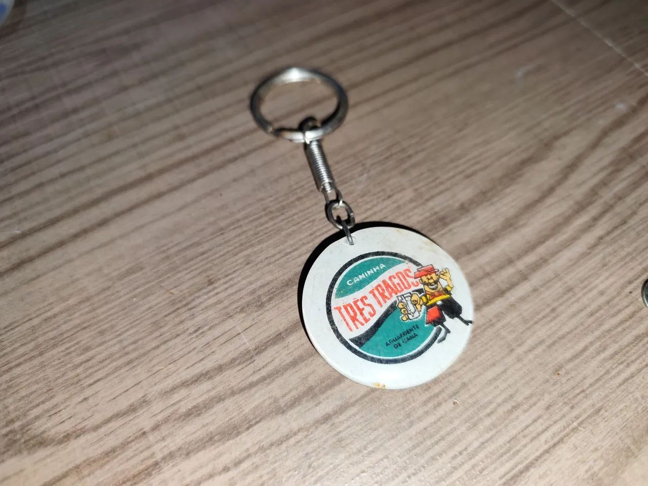 220 chaveiros vintage, resina/plástico. - Foto 4