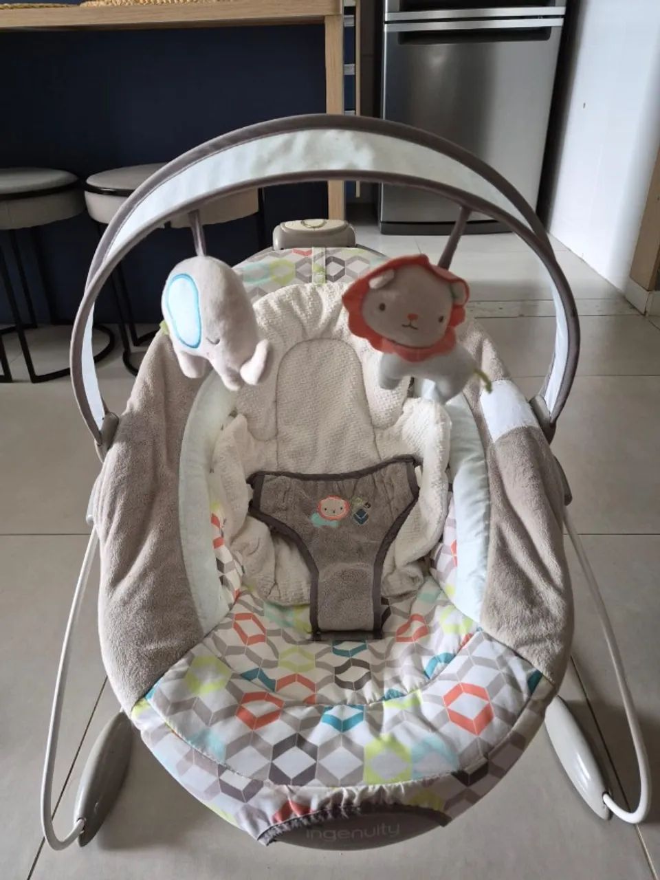 Assento de Segurança Automático para Bebê Smartbounce com ruído branco
