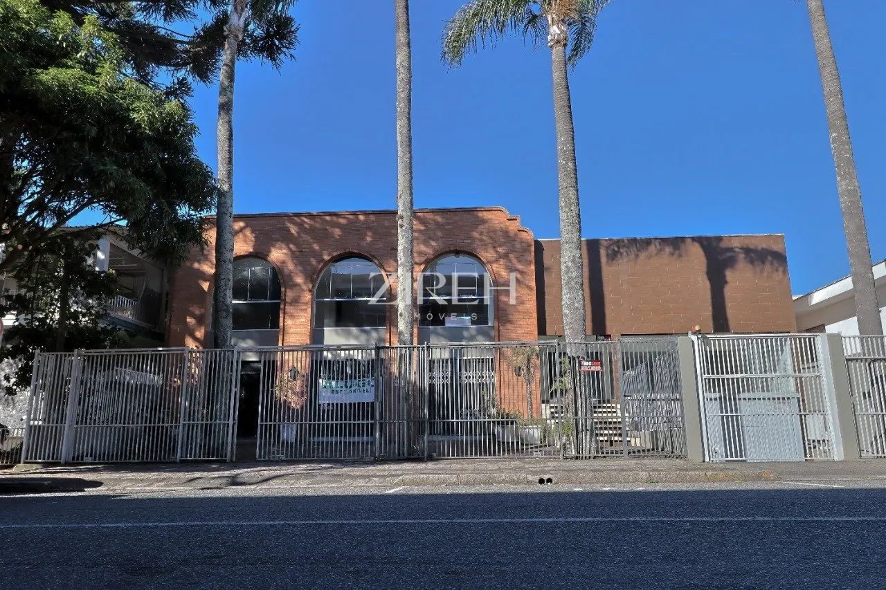 CASA COMERCIAL PARA ALUGAR NO ALTO DA RUA XV
