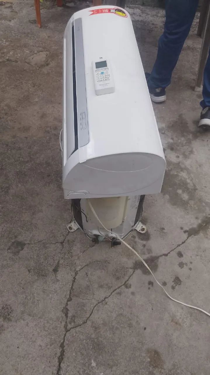 springer midea 9Ml BTU ..
