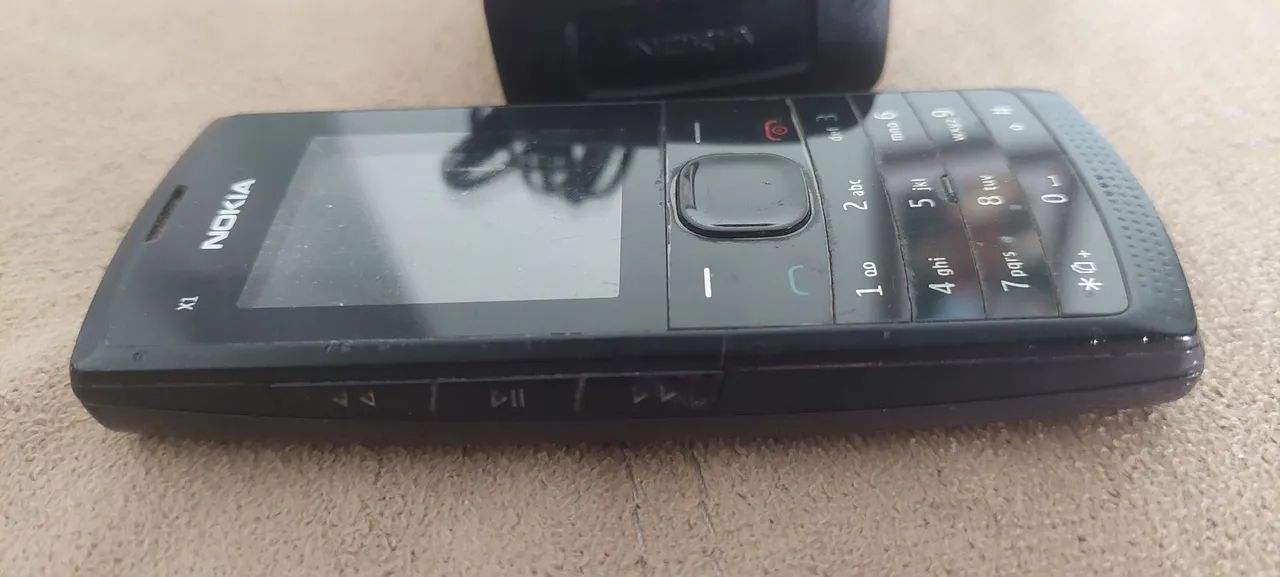 Celular Nokia X1-01 FUNCIONANDO PERFEITAMENTE COM CARREGADOR ORIGINAL ANTIGO ANTIGUIDADE  - Foto 5