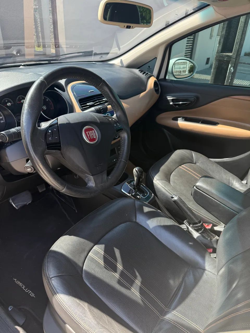 Fiat Linea Absolute 1.9/1.8 Flex Dualogic 4P 2015 - Foto 5