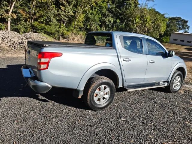 Mitsubishi L200 2020
