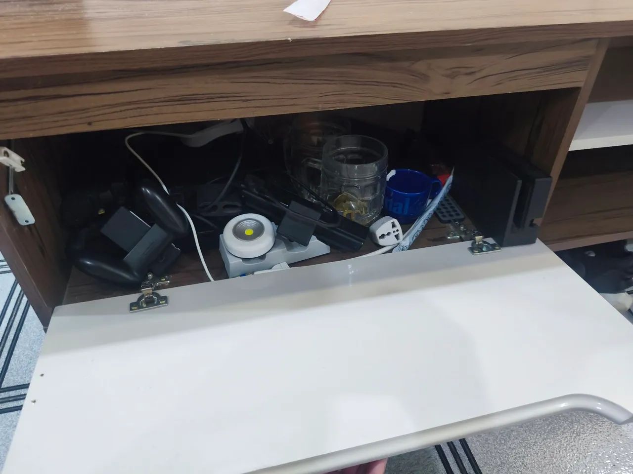 Rack com divisória e porta - Foto 5