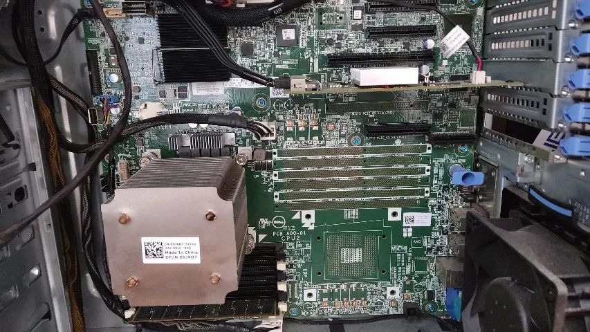 Servidor Dell PowerEdge T320 - Foto 4