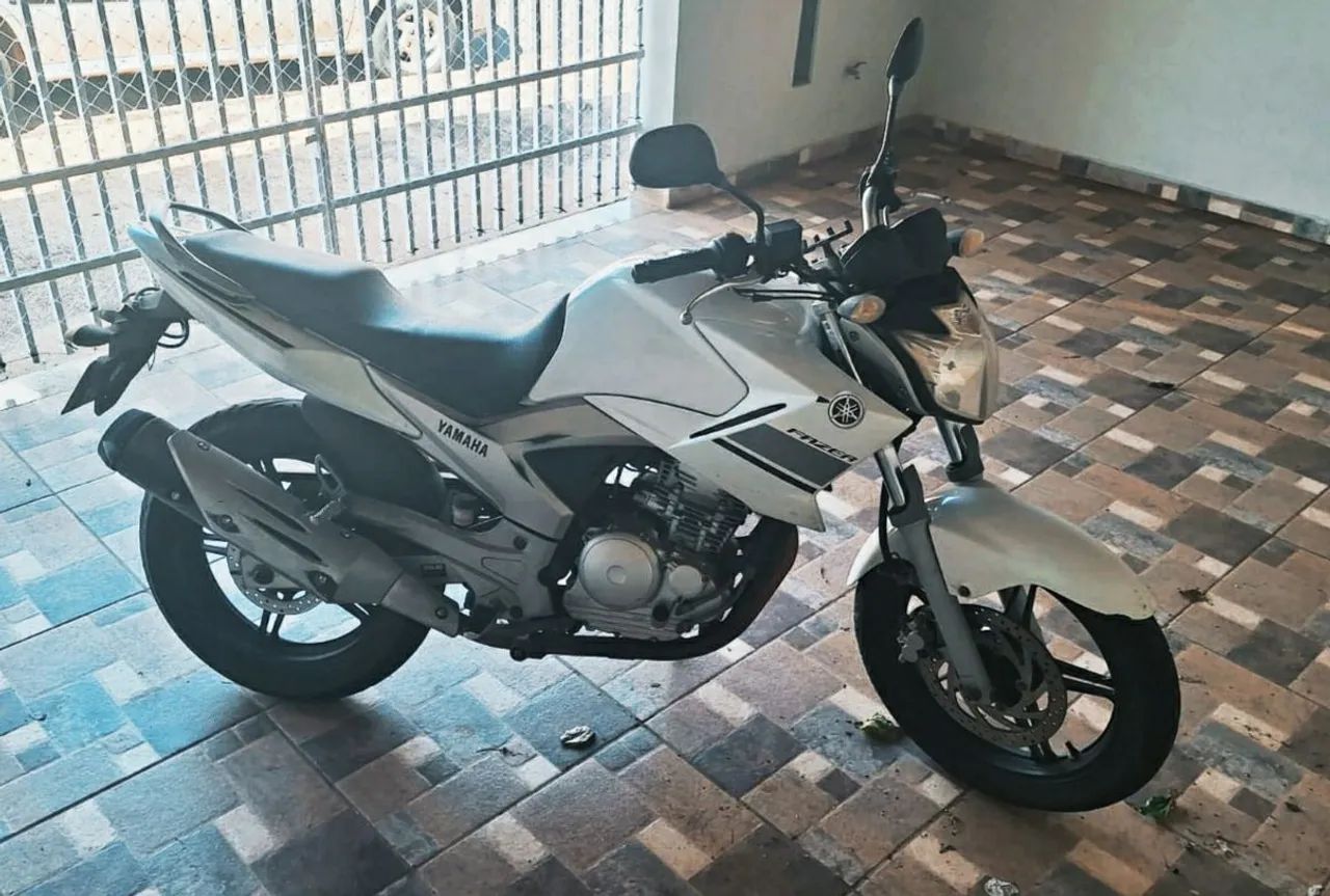 Fazer 250 YS Yamara 