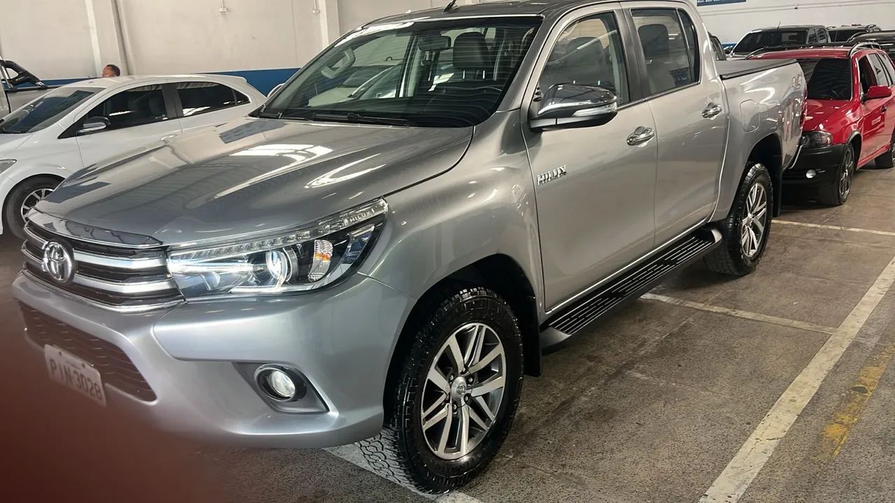 Toyota Hilux Hilux CD SRX 4x4 2.8 TDI 16V Diesel Aut. 2017