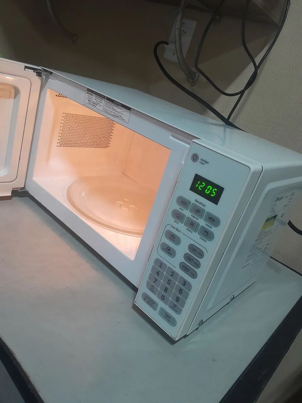 Microondas Consul 127v - 20L - Foto 2