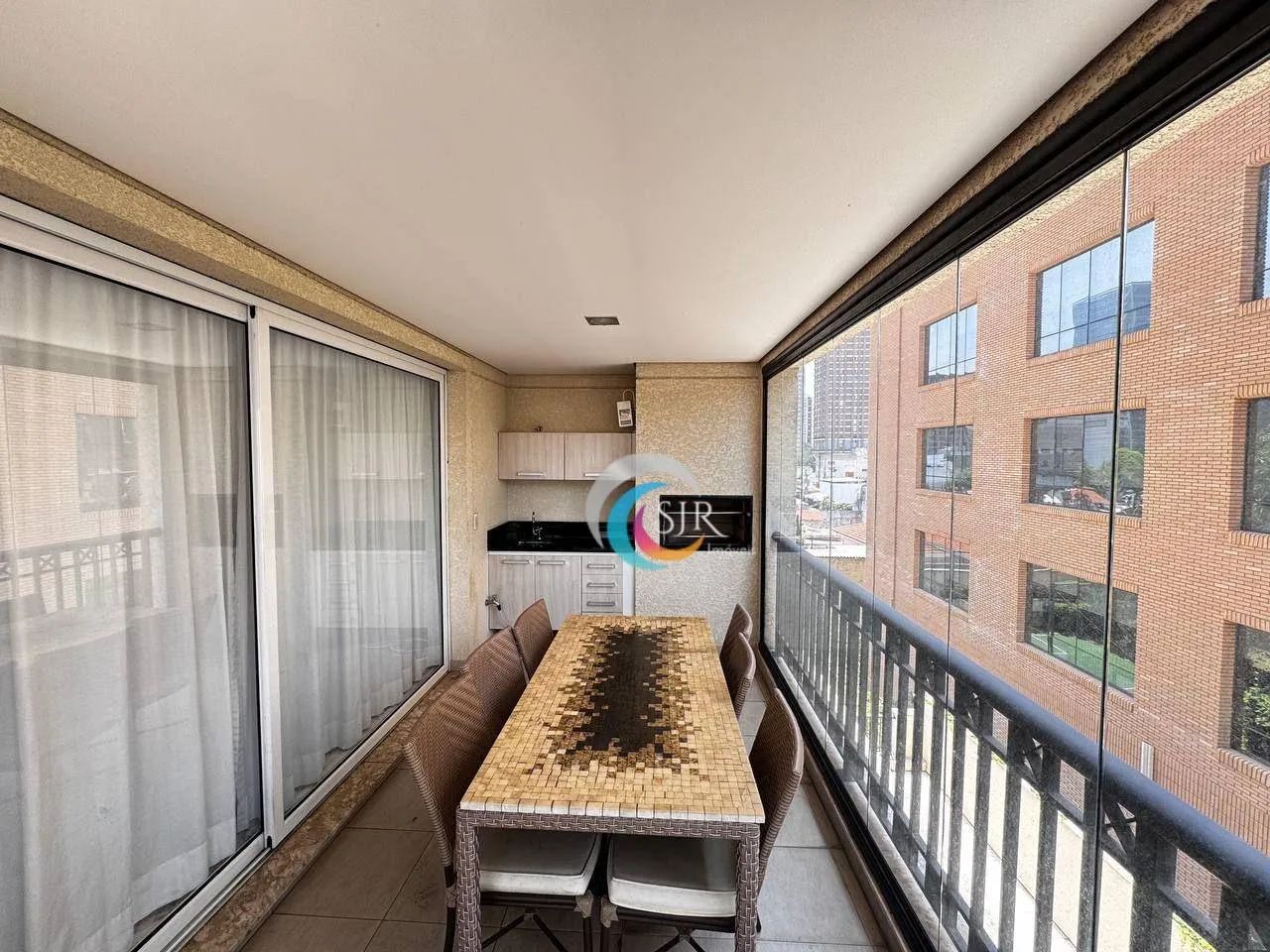 Apartamento mobiliado com 3 suítes e 4 vagas para venda e locação - Foto 5