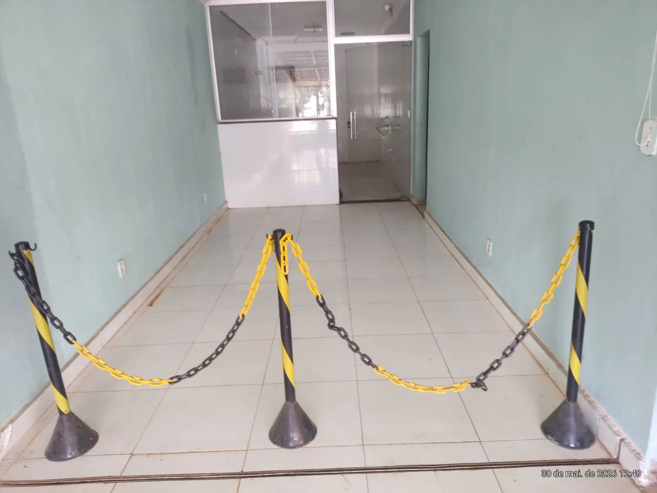 Vende_ se 3 cones de isolamento novos