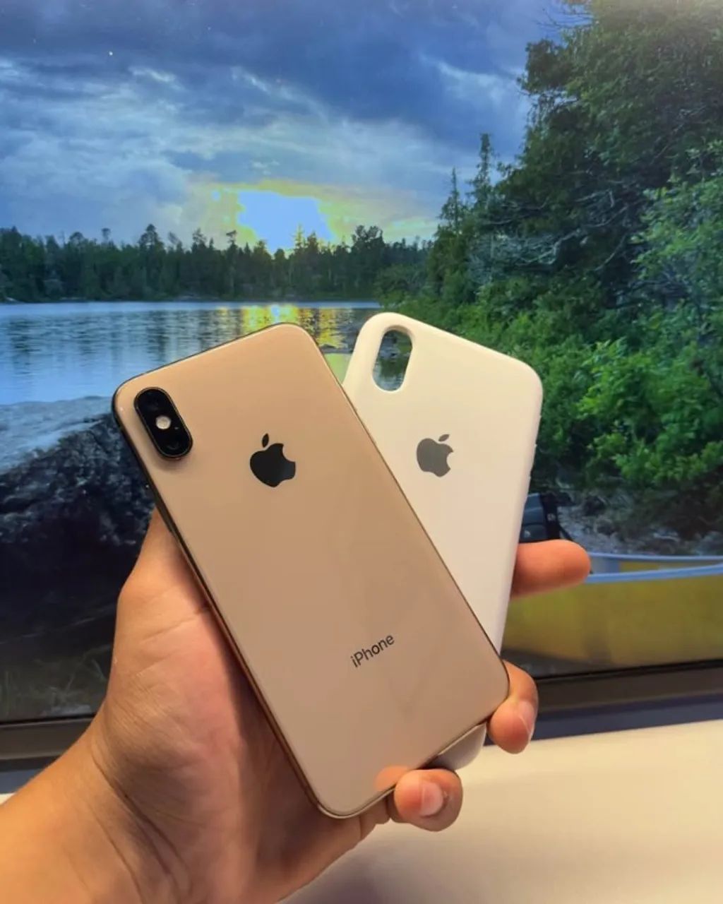 iPhone XS Dourado muito conservado