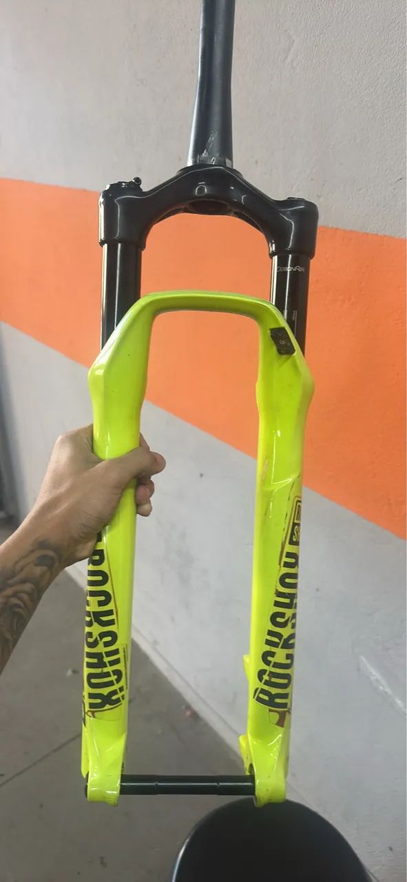 Suspensão rock shox sid race day 