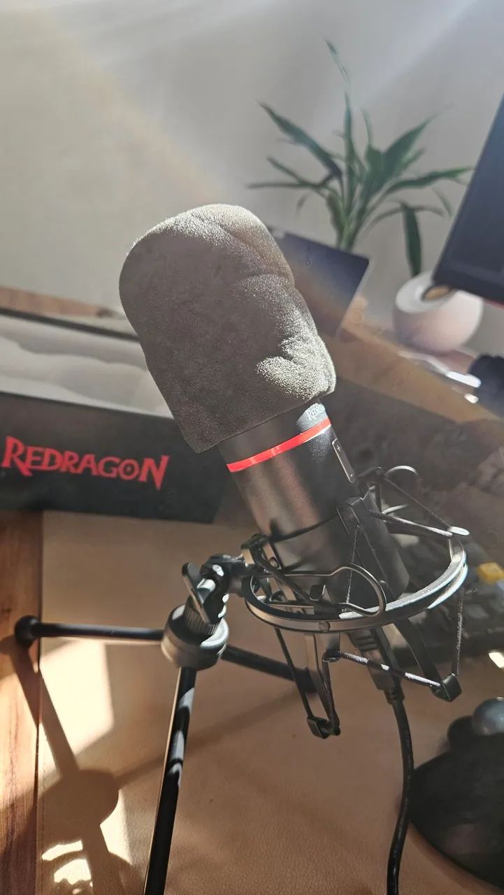 Microfone Gamer Redragon Blazar GM300 - Foto 2