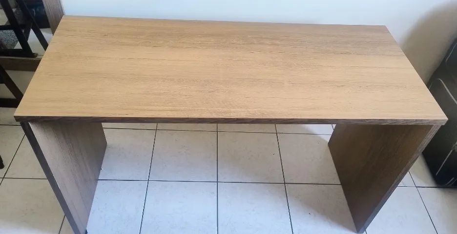 Mesa de escritório/estudo