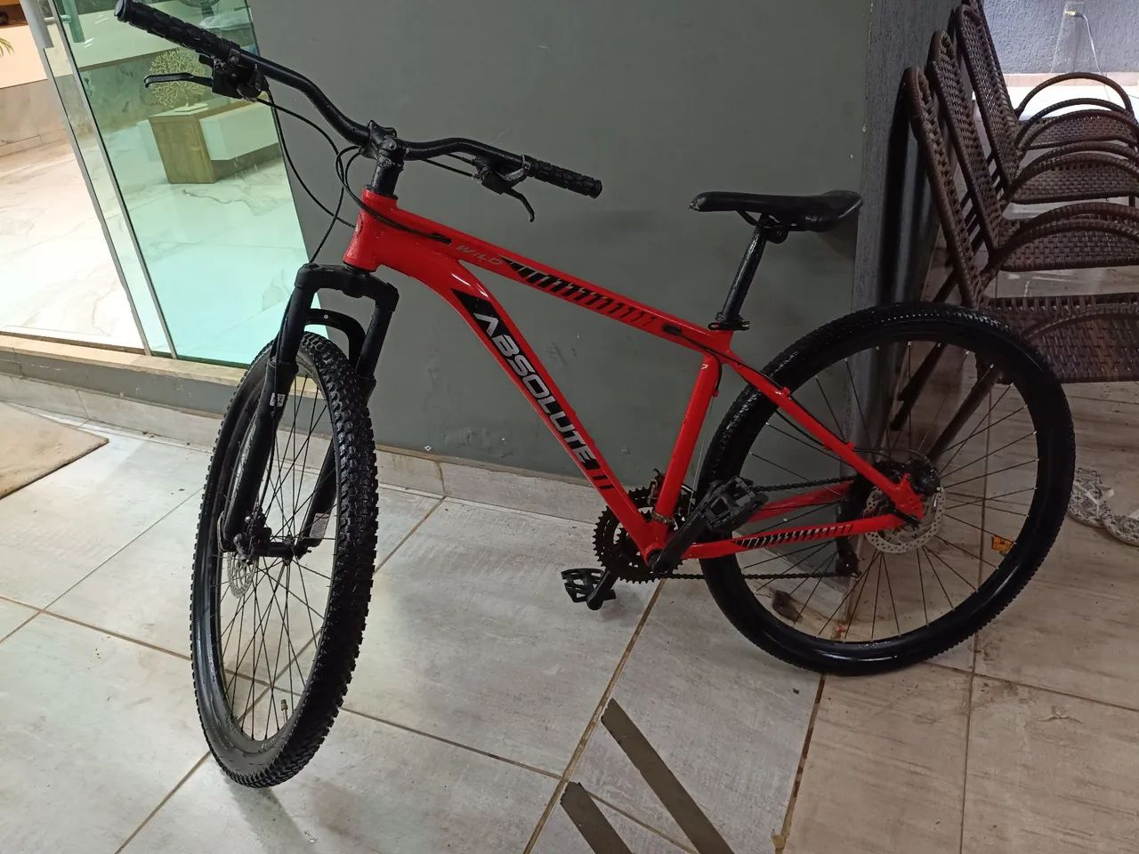 VENDO BICICLETA ABSOLUTE ARO 29  - Foto 2