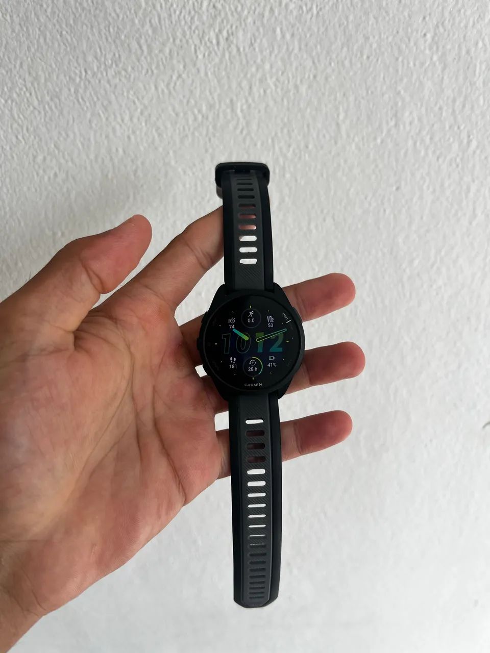 Garmin 165 music