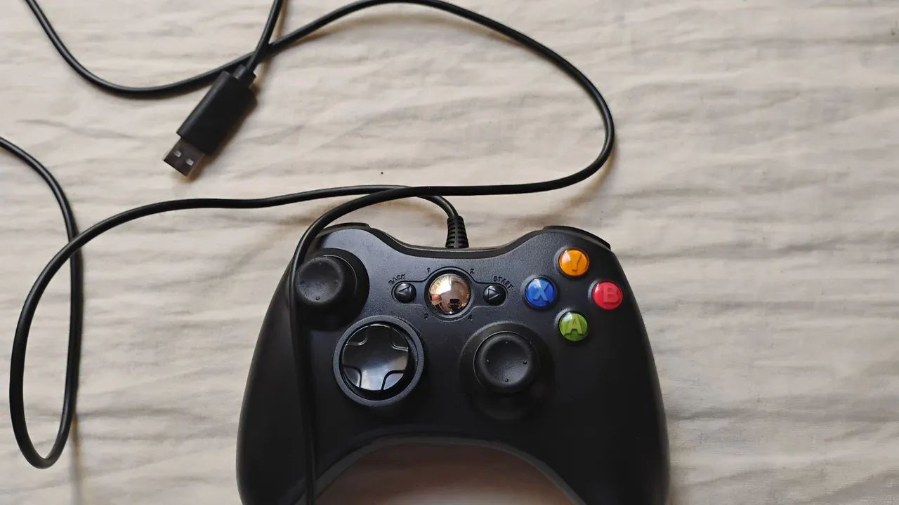 Xbox 360 - Super slim, Com caixa controle e jogo - Foto 5