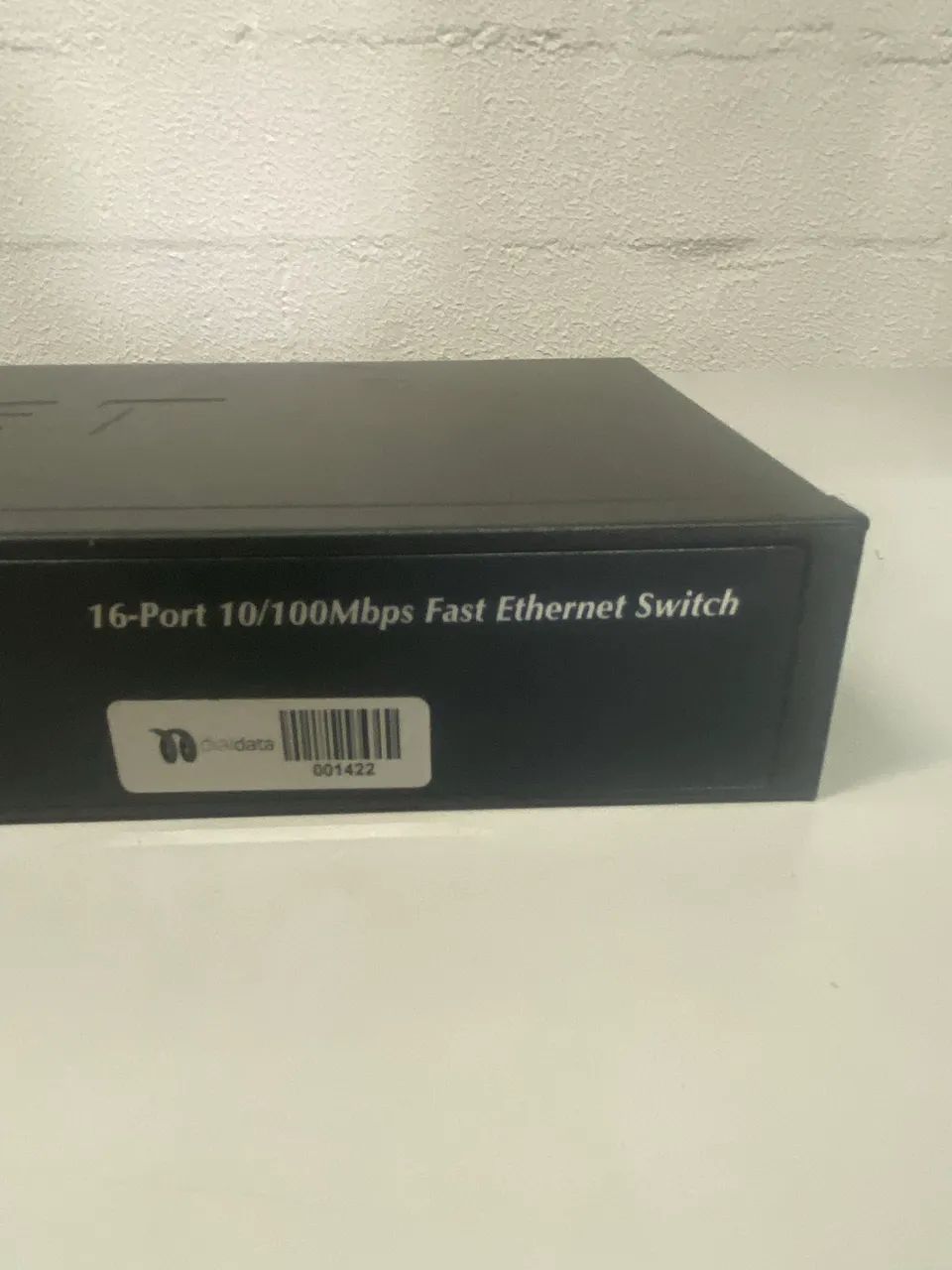 Switch Planet FNSW 1601 16 portas 10/100 Mbsp - Foto 2