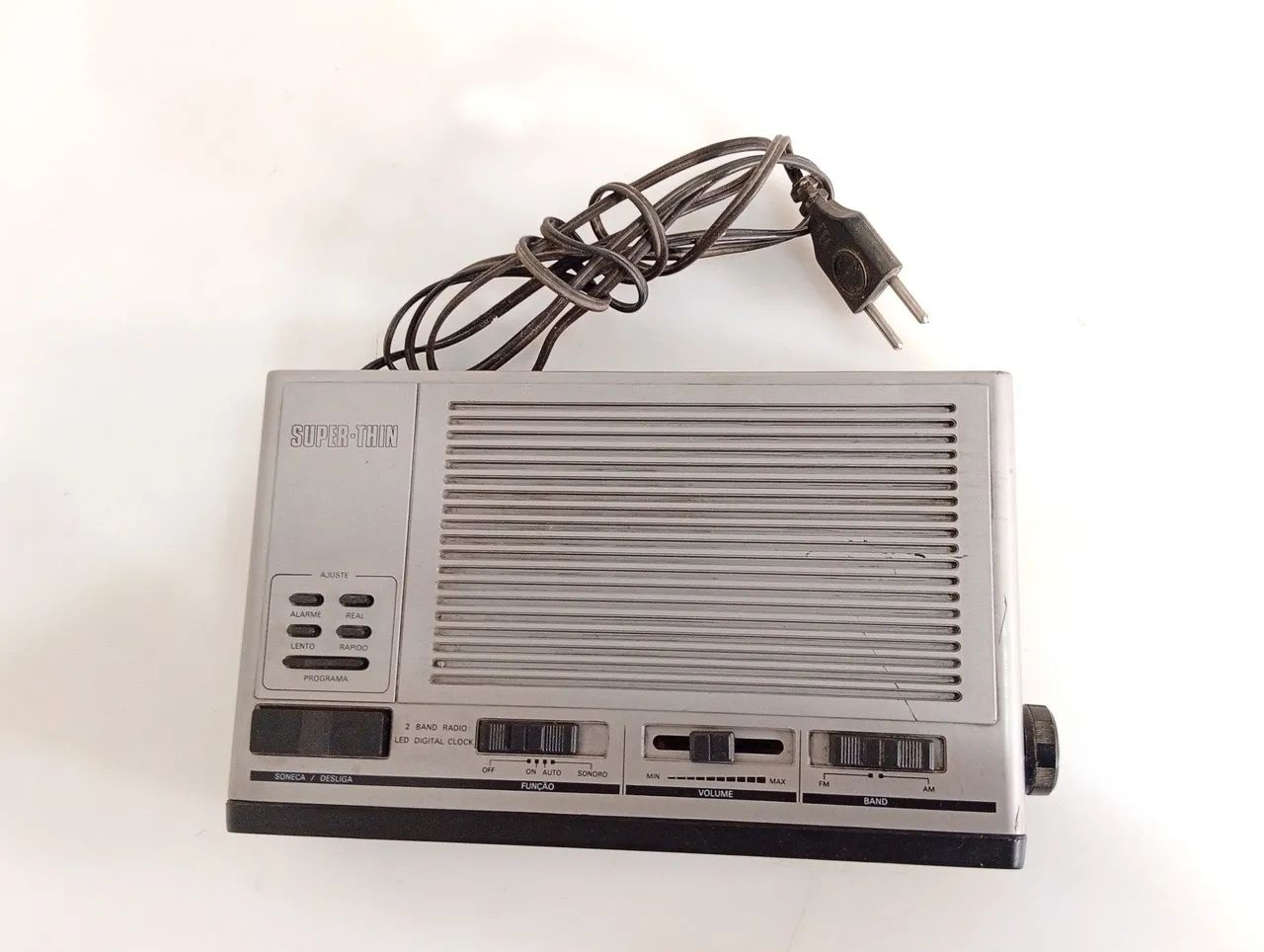 rádio relógio sanyo rm-6100 - Foto 4