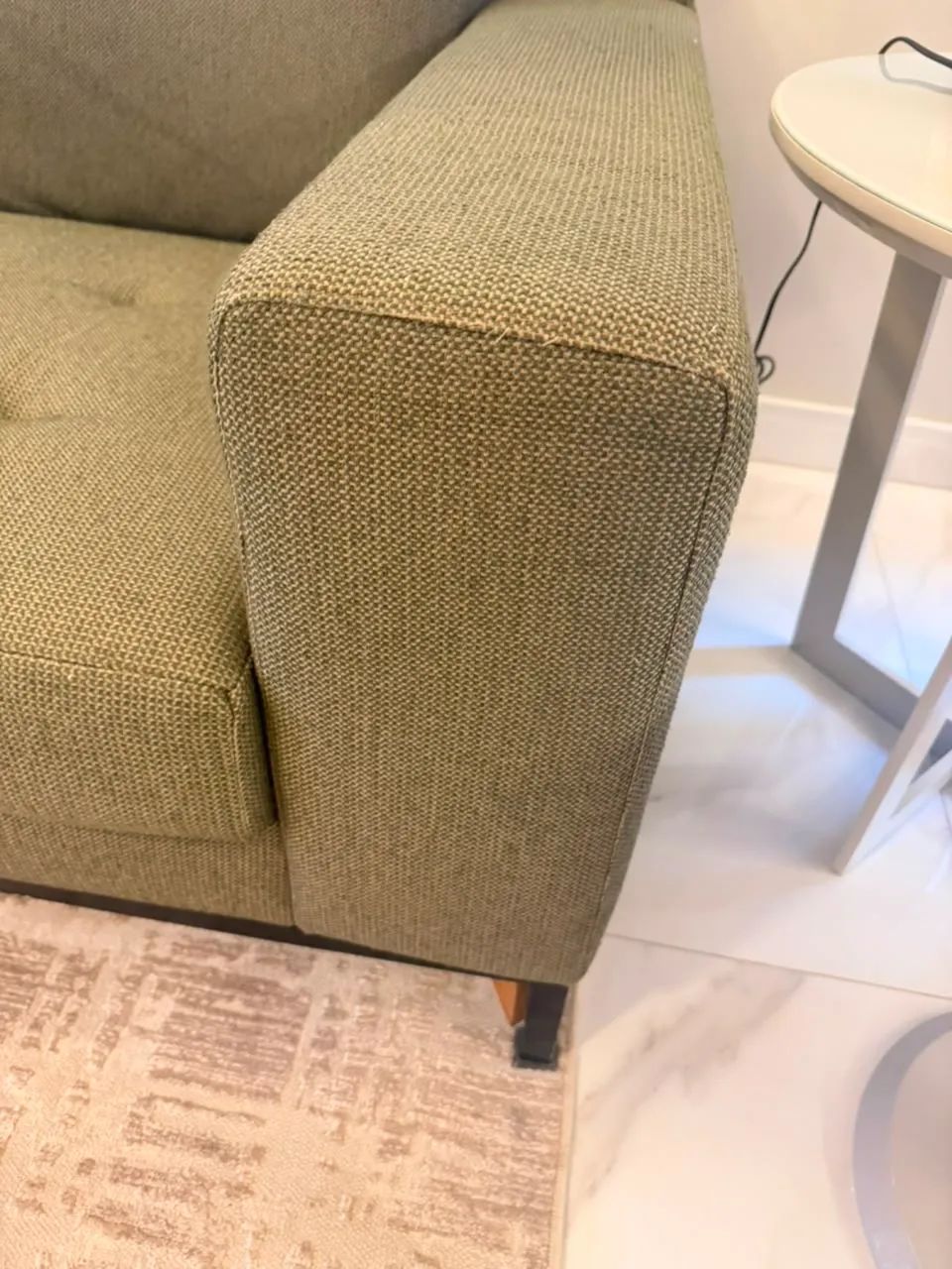 Sofá 3 lugares, design moderno  - Foto 5