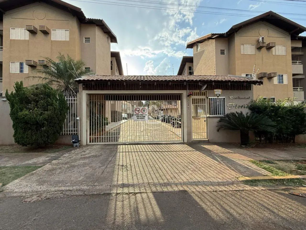 APARTAMENTO - RESIDENCIAL FLORIDA