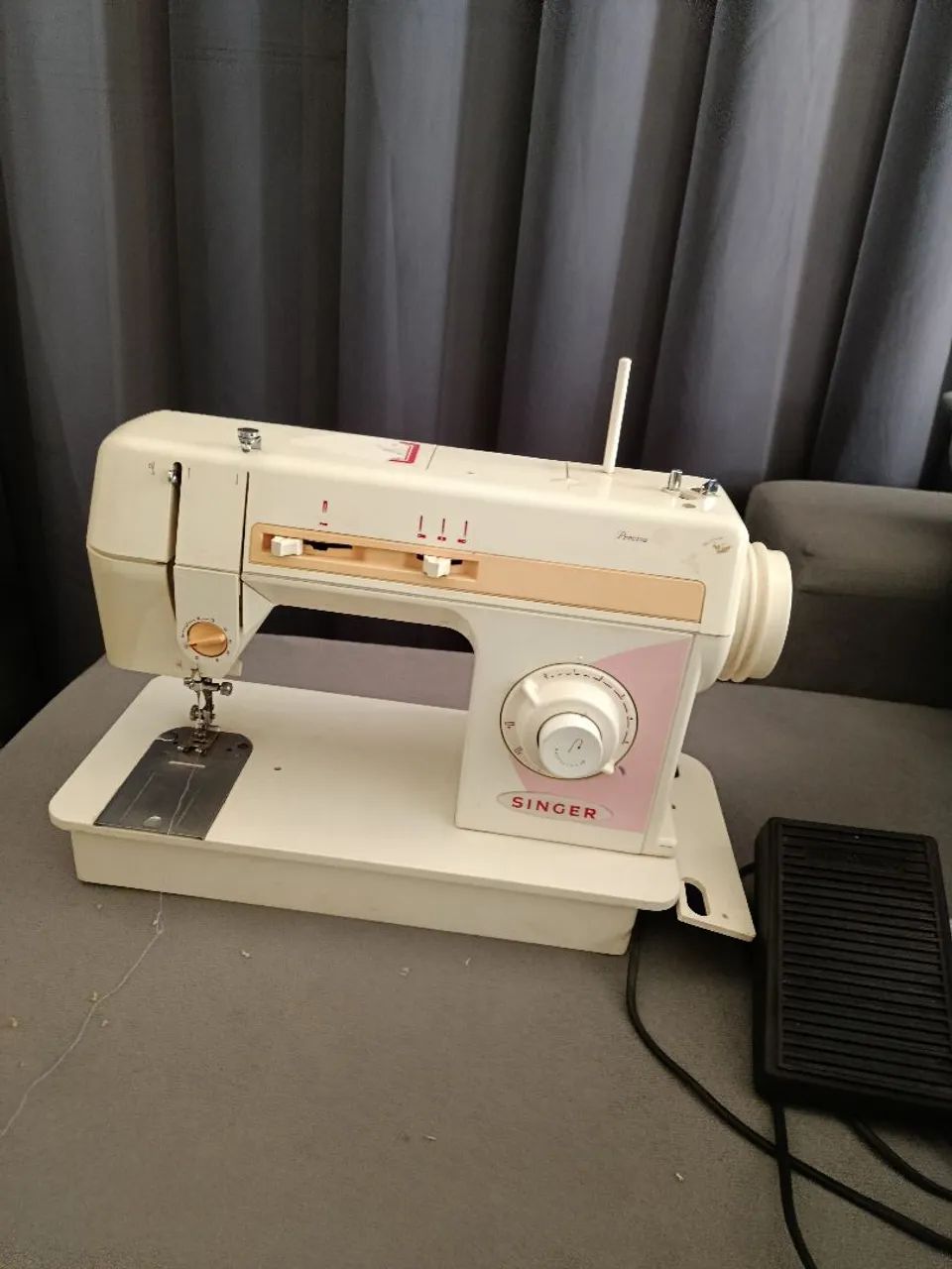 Máquina de costura  - Foto 4