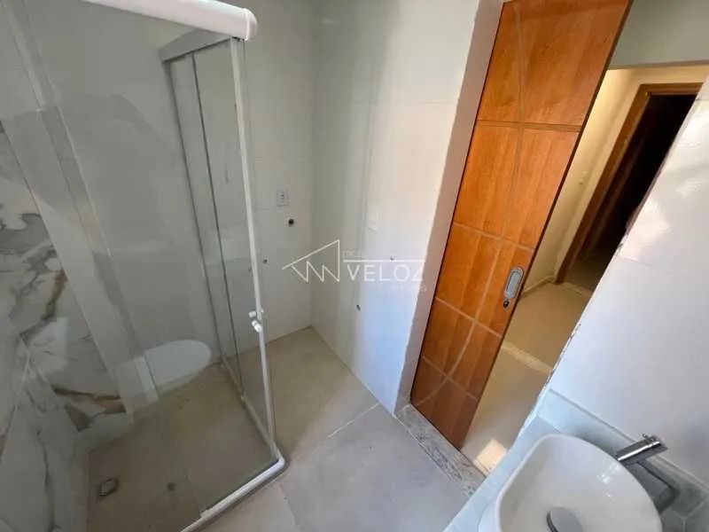 Sala - / Comercial / Centro