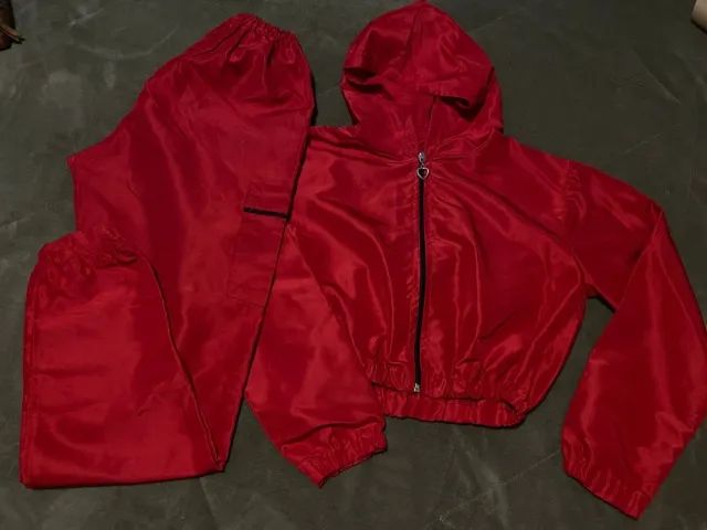 conjunto vermelho