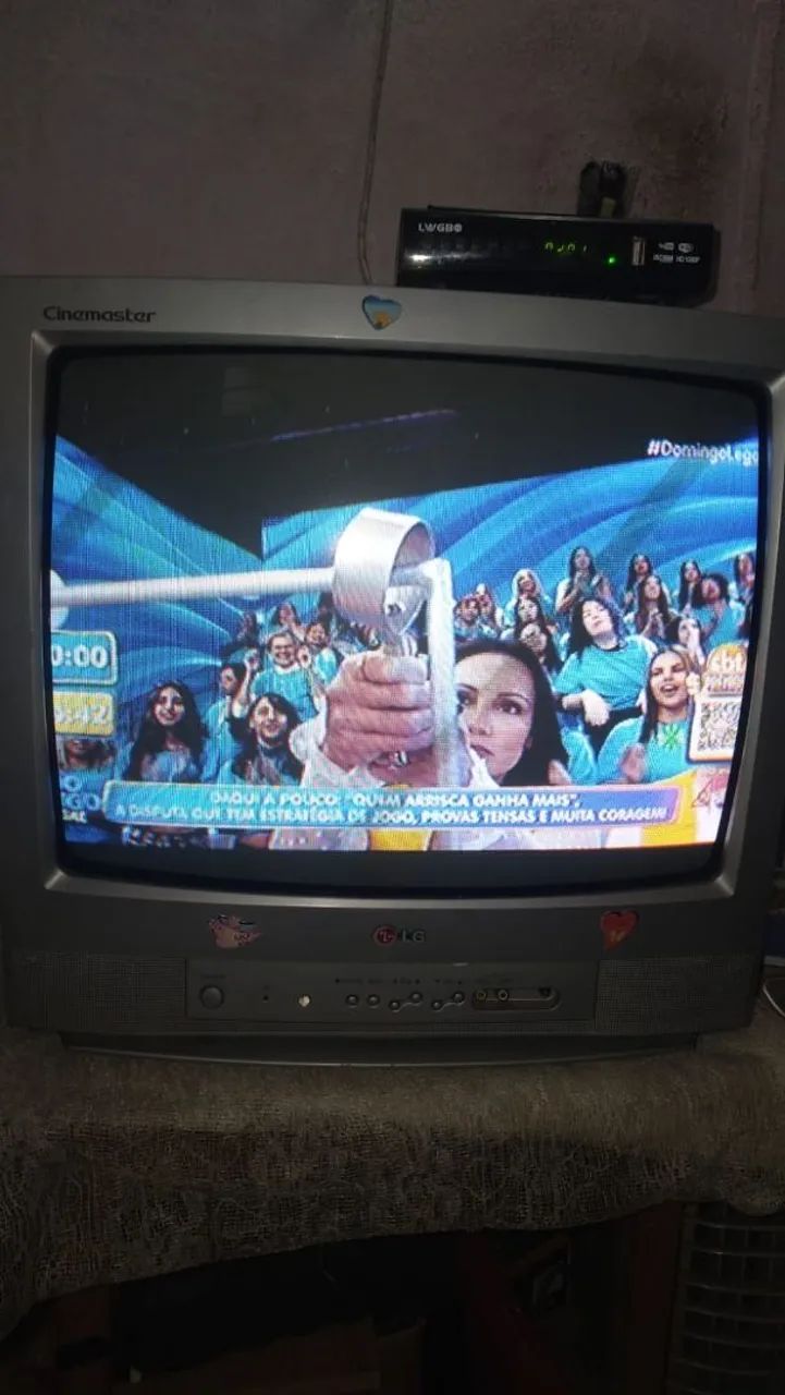 Tv de tubo LG 20 polegadas com conversor  - Foto 4