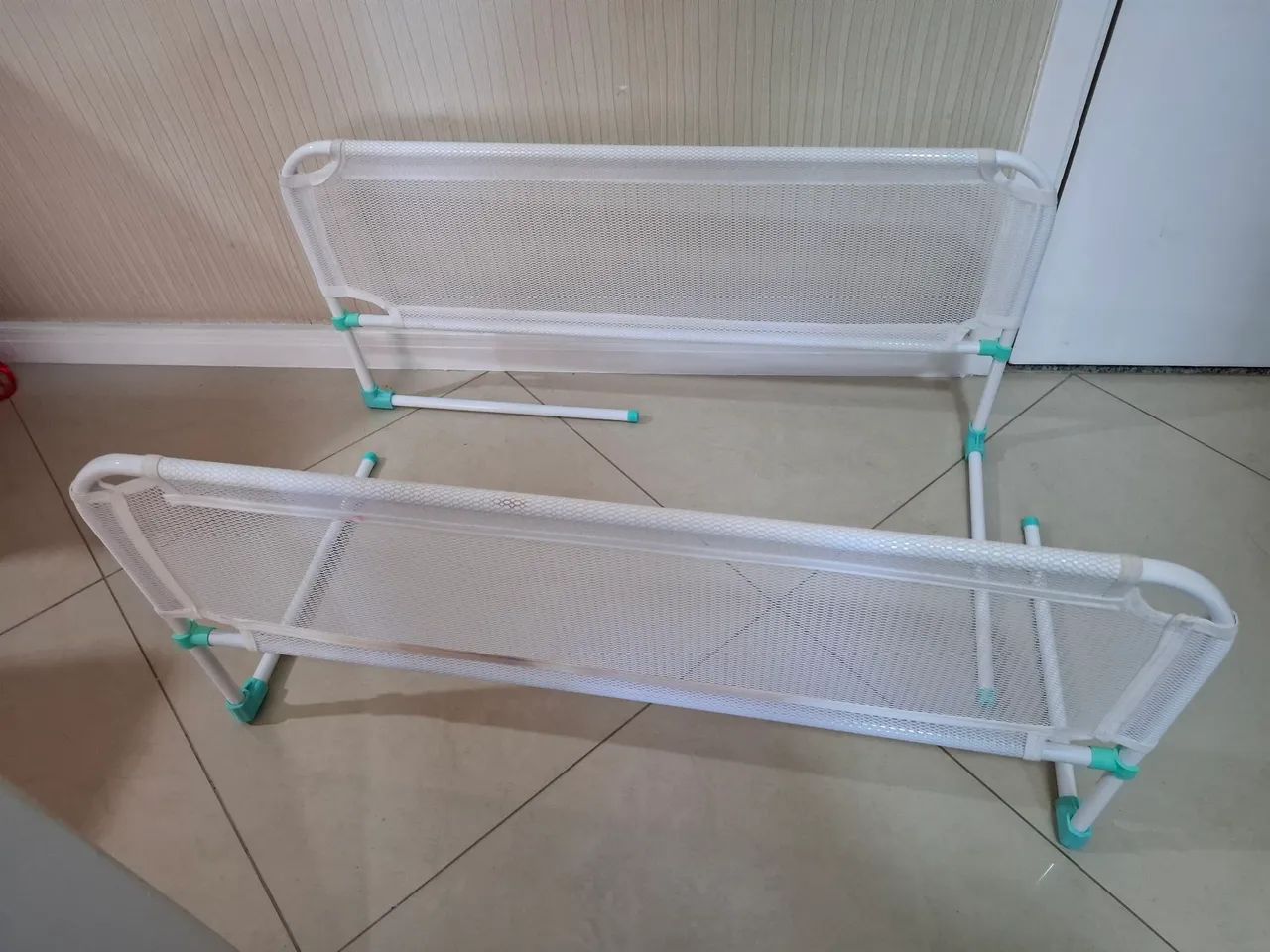 Grade de segurança para cama