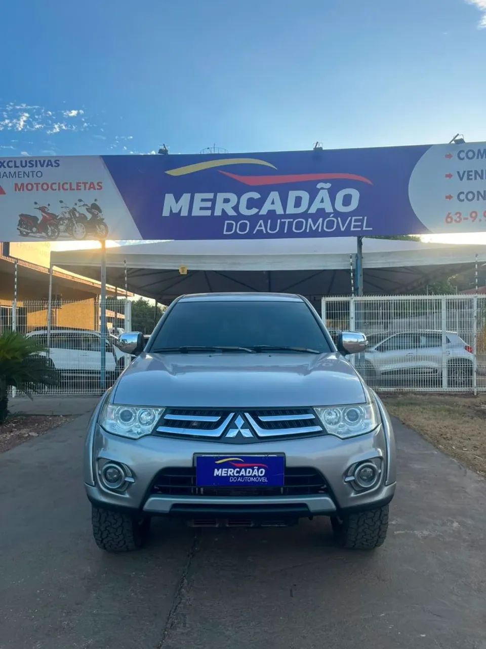 Mitsubishi L200 Triton HLS 2.4 Flex 16V CD Mec. 2016 - Foto 5