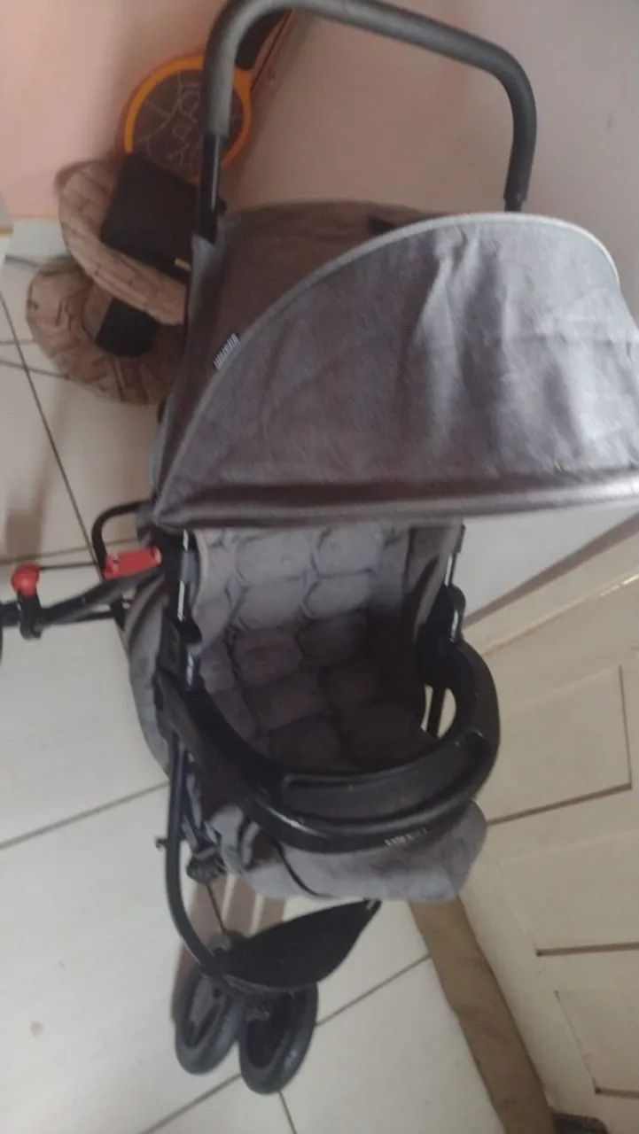Vendo carrinho de bebê  - Foto 3