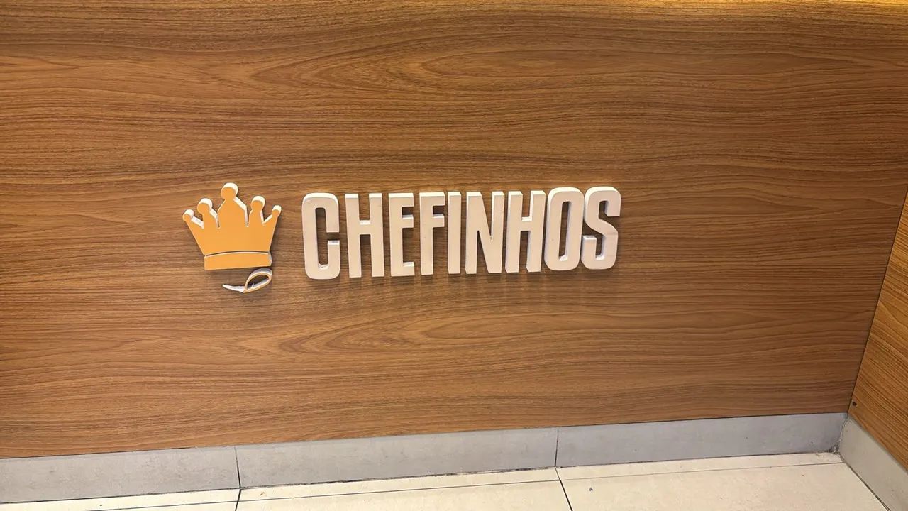 ATENDENTE DE LANCHONETE 