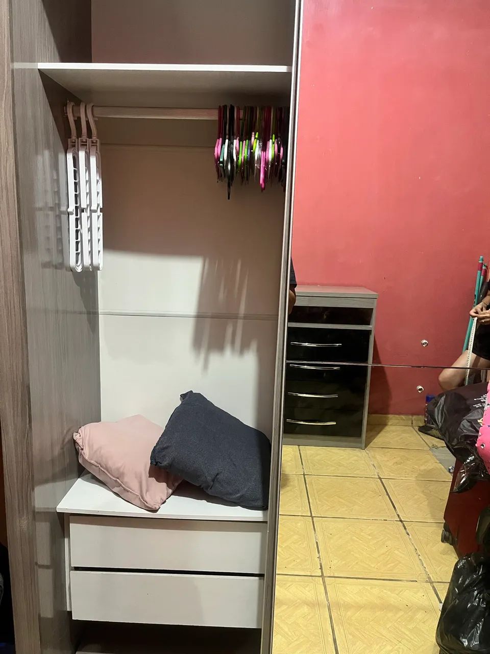 Guarda Roupas 3 Portas - Foto 3