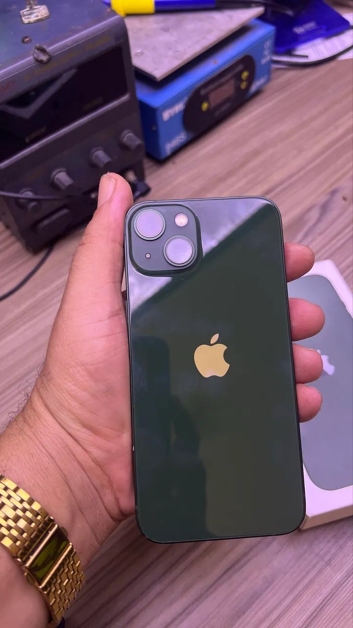 iPhone 13 