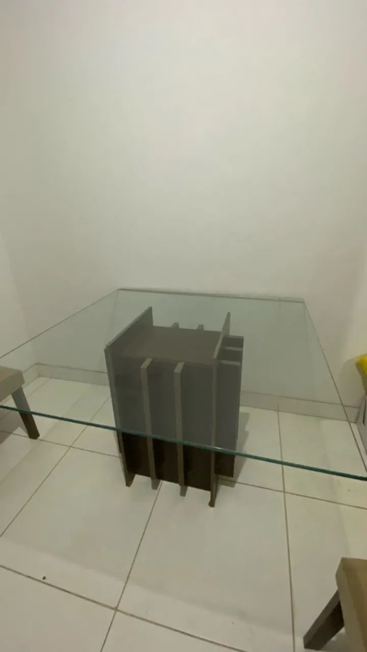 Vendo Mesa c/ Tampo de vidro - Foto 5