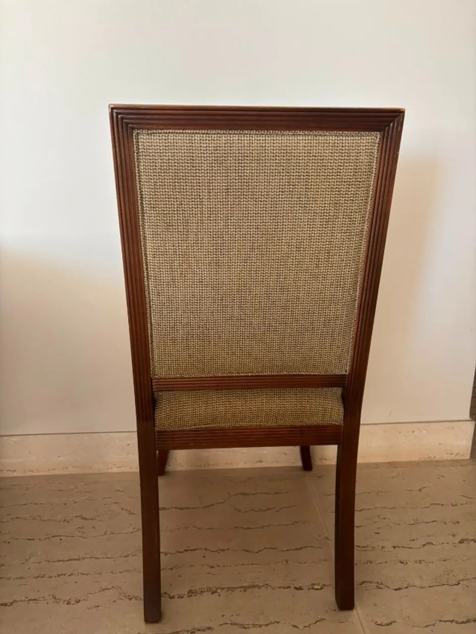 Cadeiras de Jantar Premium em Madeira - Design Sofisticado - Foto 4