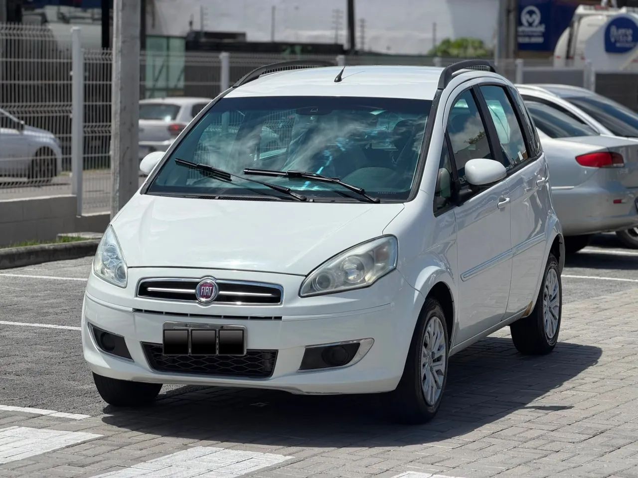 Fiat Idea Attractive 1.4 Fire Flex 8V 5P 2014 - Foto 3