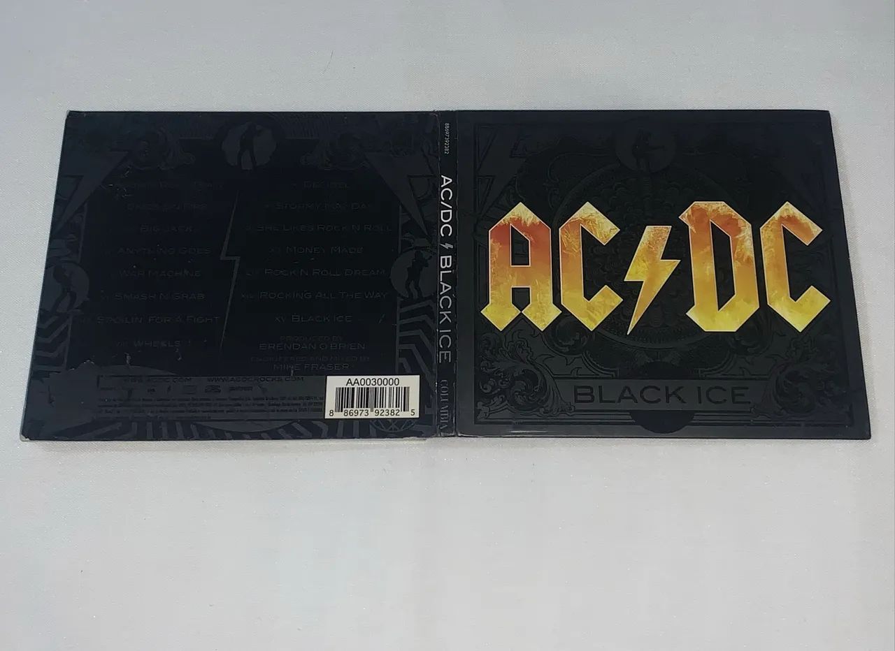 Cd ac/dc black ice impecável raro  - Foto 4