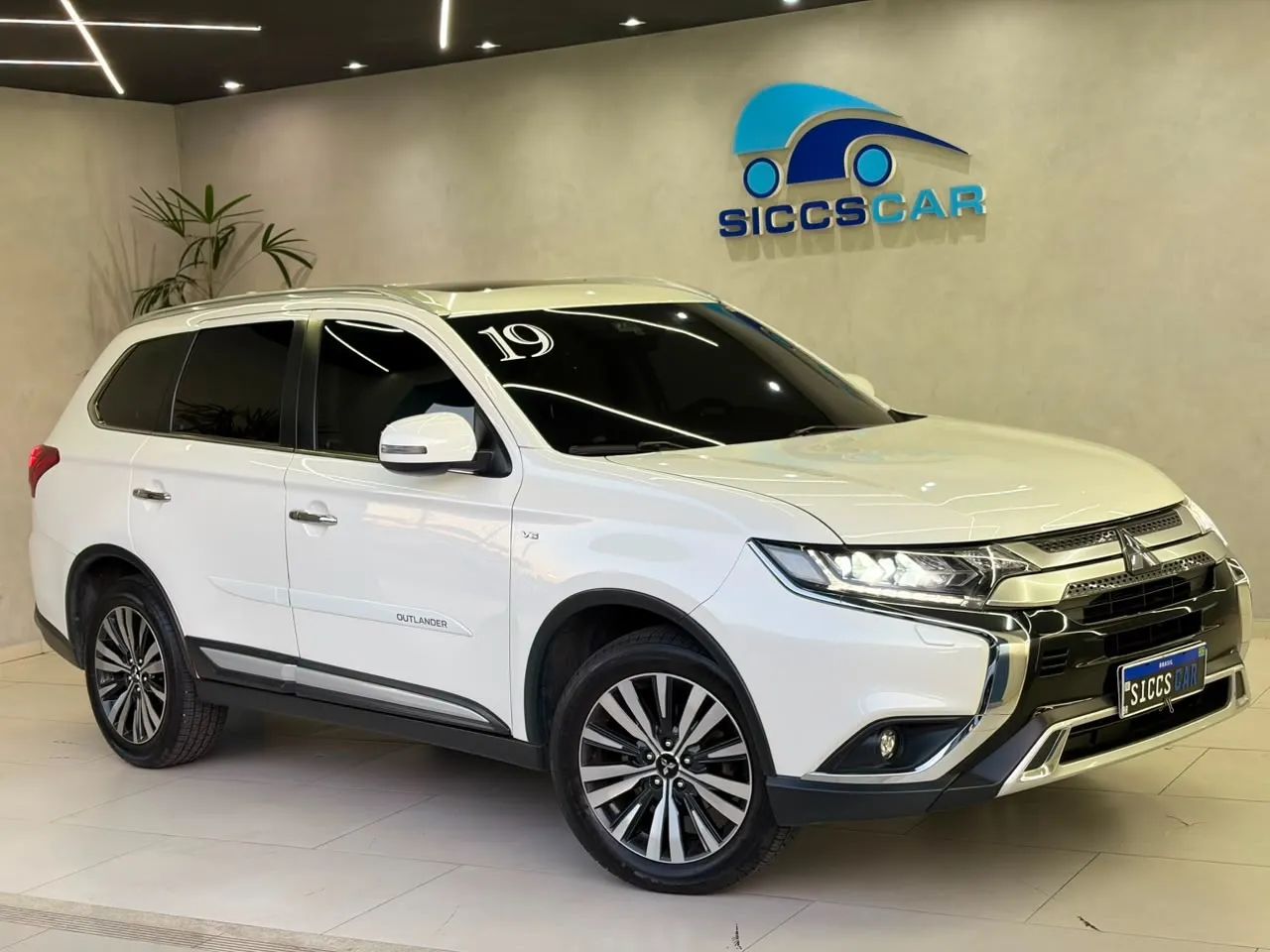Mitsubishi Outlander HPE-S 3.0 V6 4X4 5P Aut. 2019
