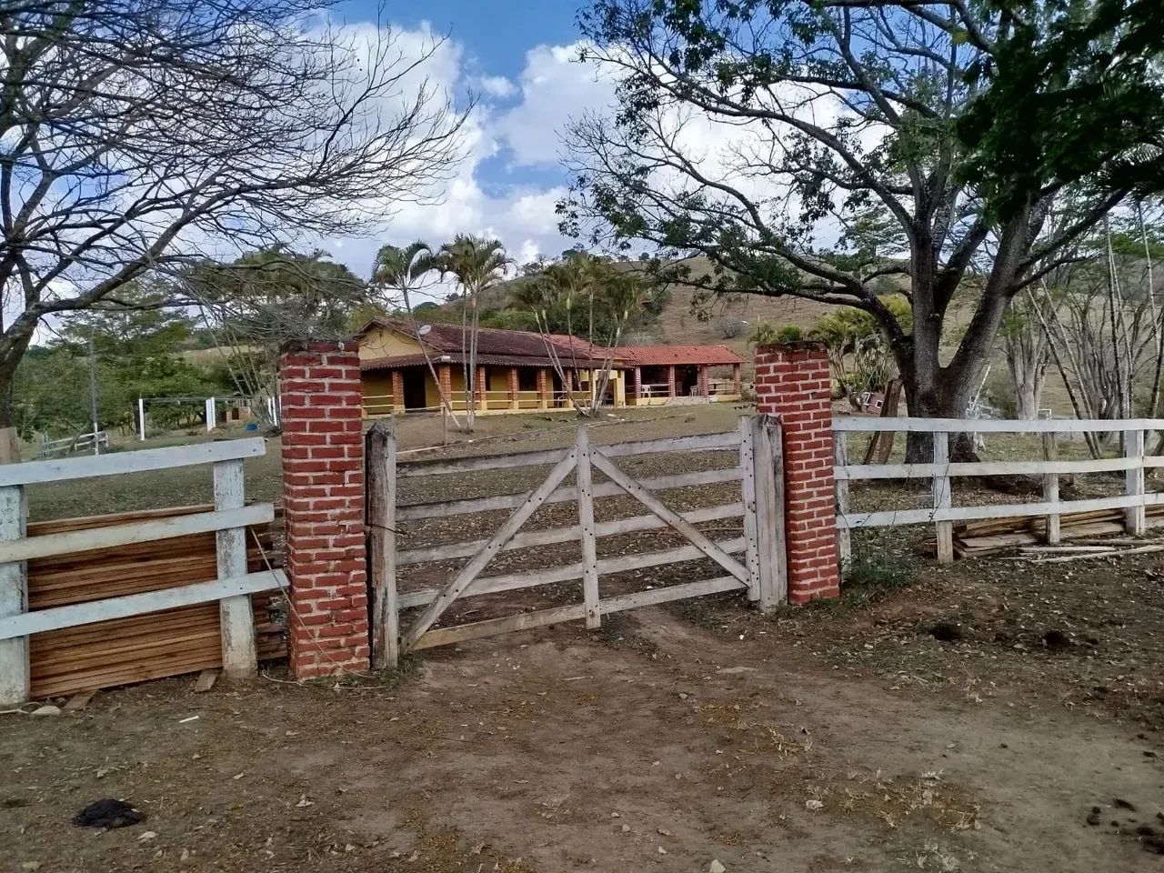 Fazenda em Oliveira /MG 65 hectares café E PLANTAÇOES DIVERSAS,, PODENDO USAR AGUA POR GRA - Foto 3