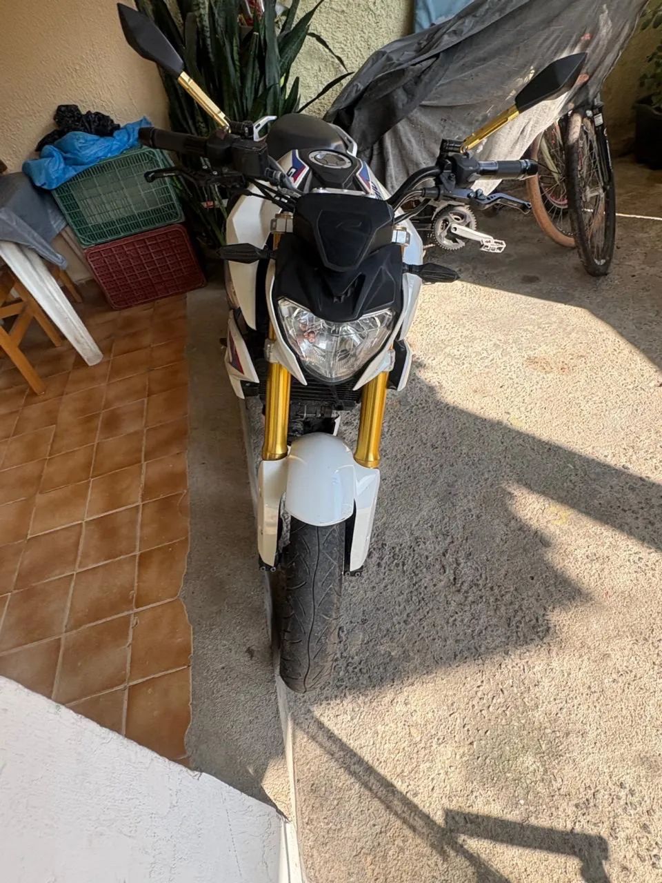 BMW 310R  - Foto 2