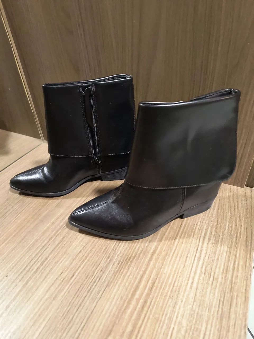 Bota cano curto ViaUno - Foto 2