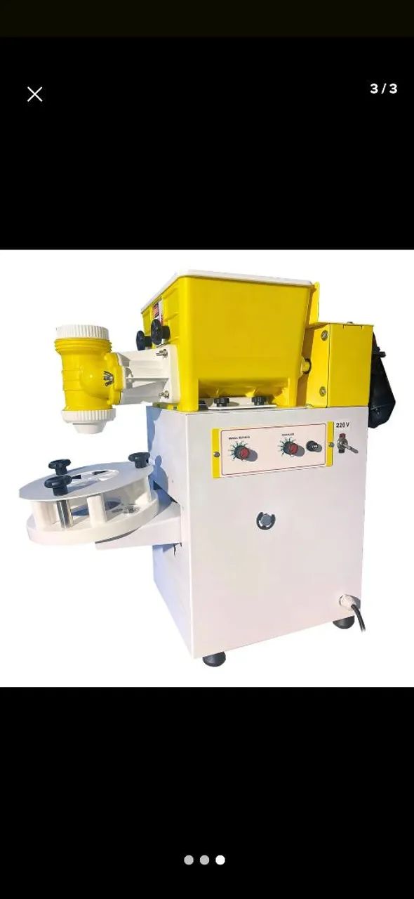 Vende-se essa makina de fazer salgadinho de festa - Foto 2