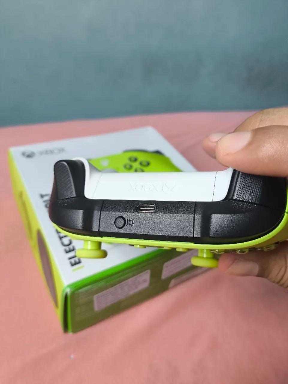 Controle Xbox Eletric Volt - Foto 3