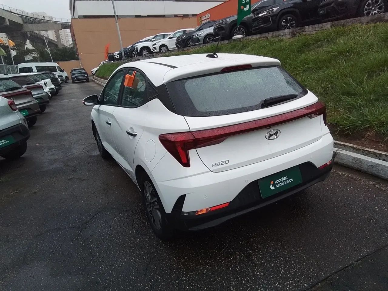 Hyundai HB20 Limited 1.0 Flex 12V Mec., foto 4 de 13
