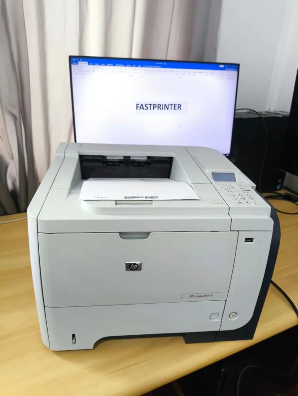 Impressora HP LaserJet P3015 monocromática - Foto 4