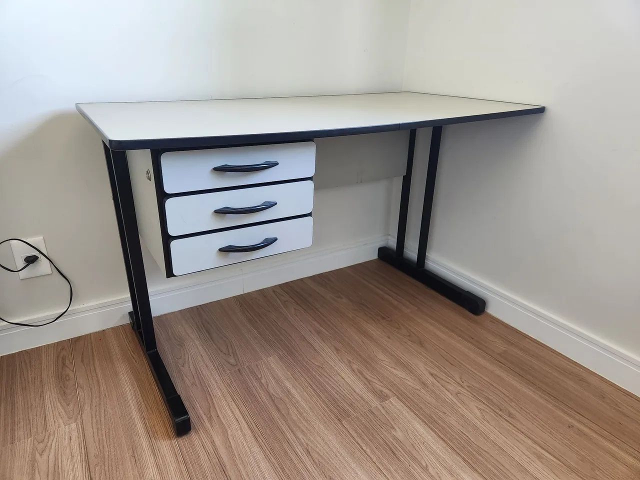 Mesa para escritório 