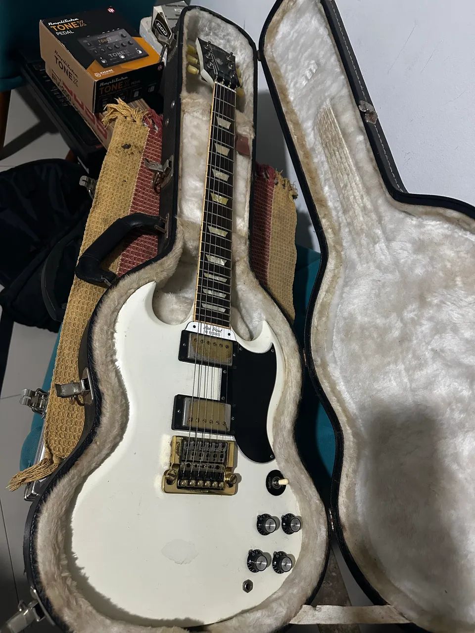 Guitarra gibson sg reissue 61 2012 com pontetremolo kahller usa