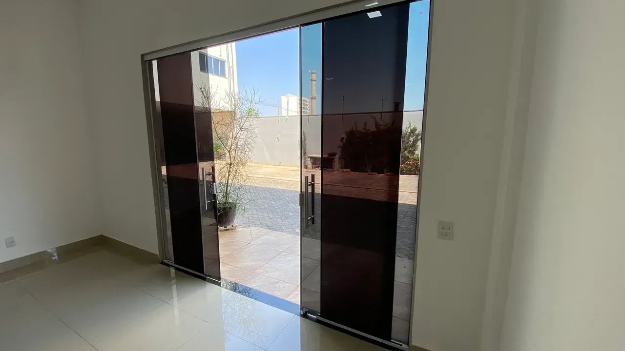 Imovel para Alugar  Na Galeria Comte Costa, Centro-Sul - Cuiabá - MT - Foto 2